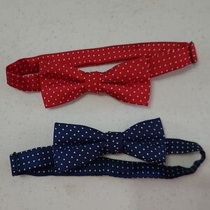 Izod boy's polka-dot bowties